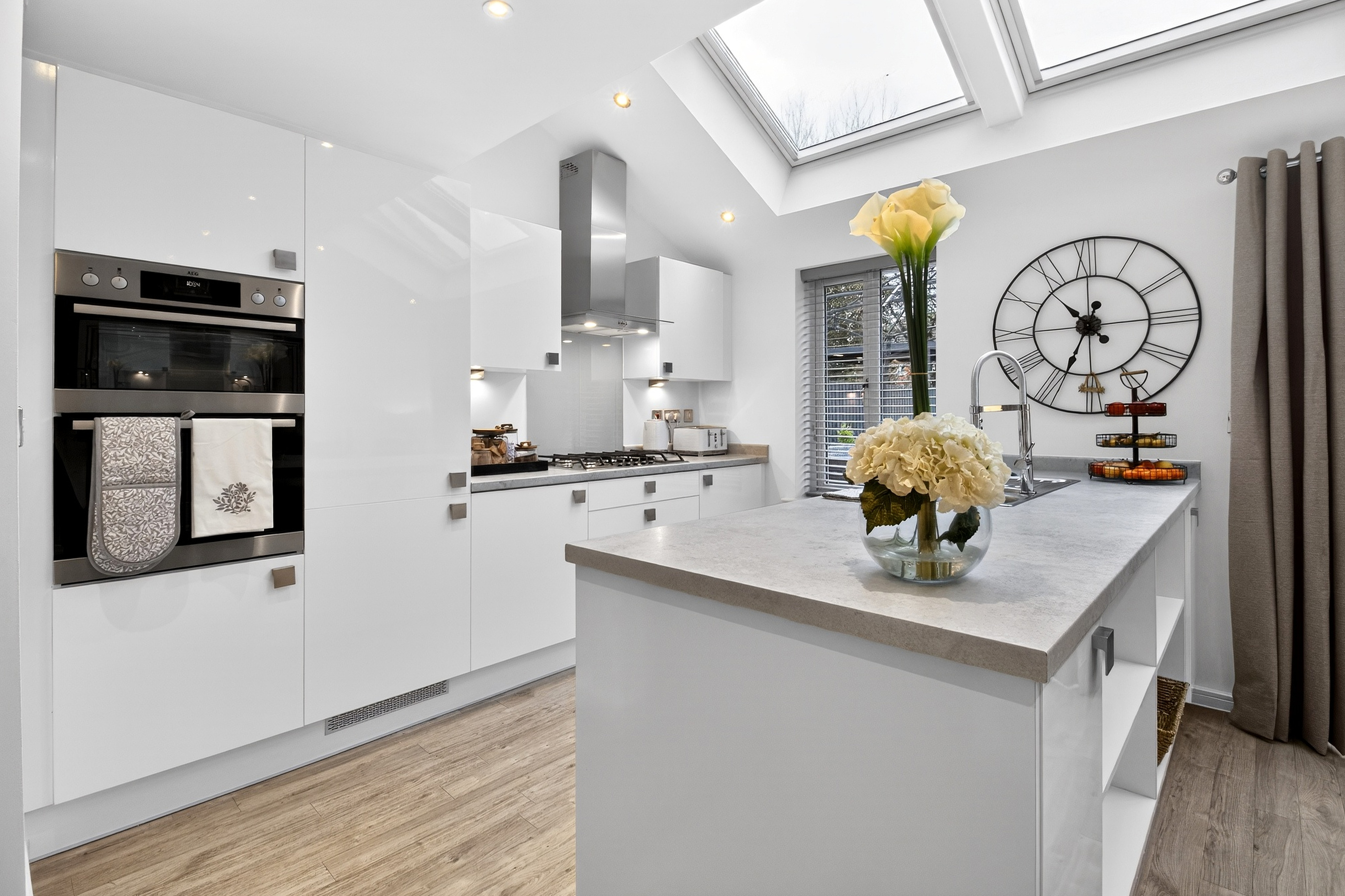 4 Houses & Flats For Sale in Manor | Purplebricks